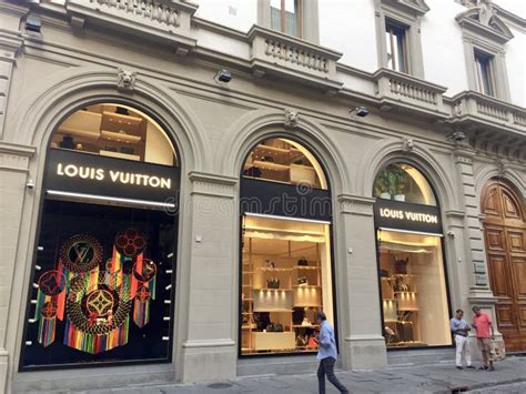 is louis vuitton cheaper in france or italy|louis vuitton outlet italy.